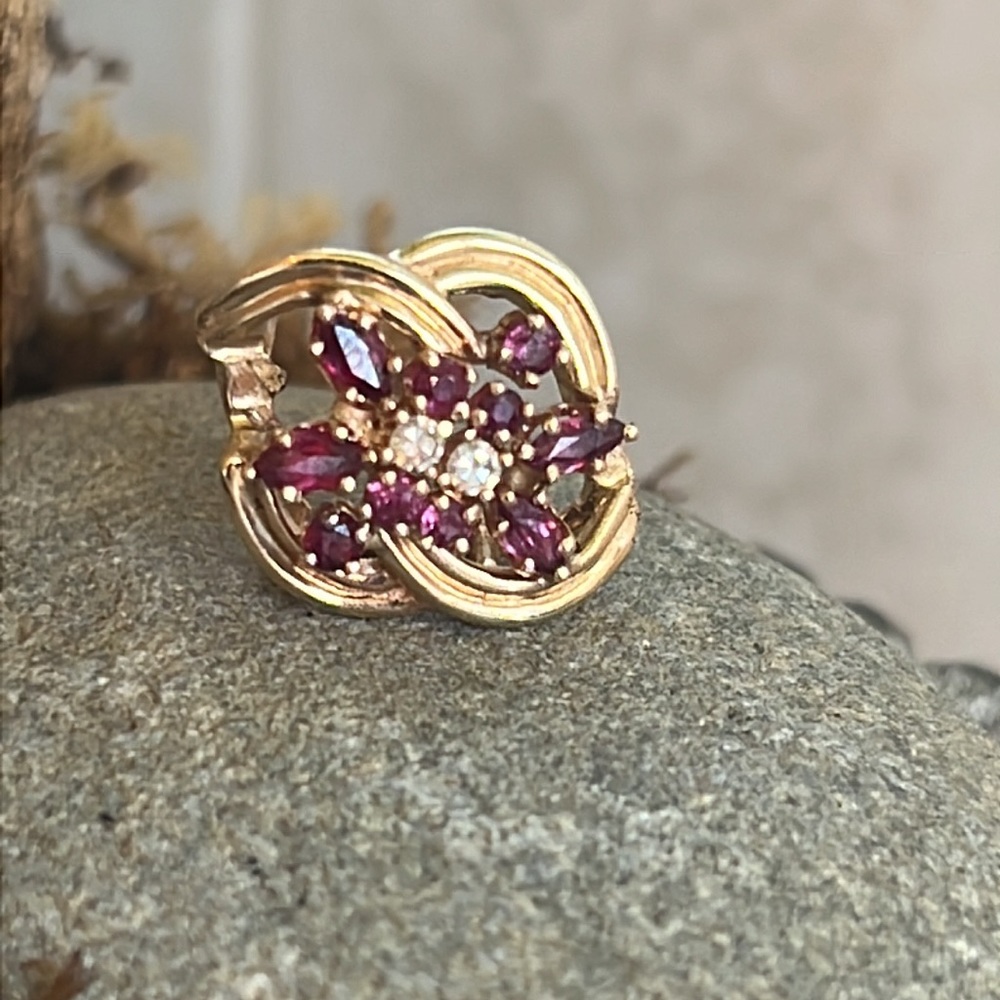 14 karat gold, ruby and diamond pendant - Picture 7 of 11